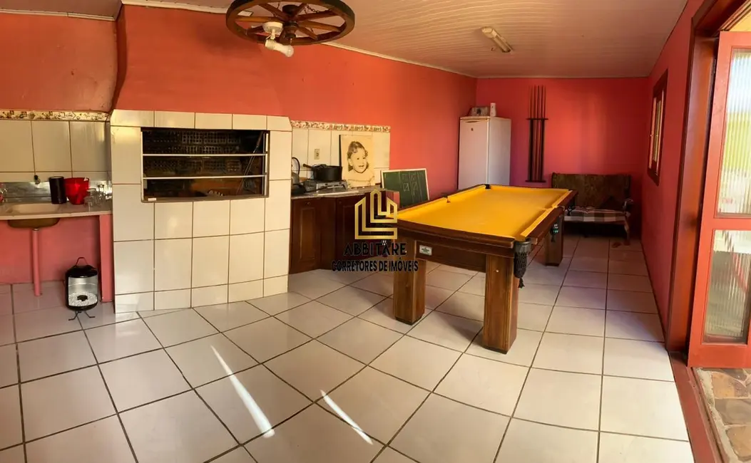 Sobrado com 7 quartos à venda, 480m2 em Centro, Torres - RS - imagem 8 Foto 8 de Sobrado com 7 quartos à venda, 480m2 em Centro, Torres - RS