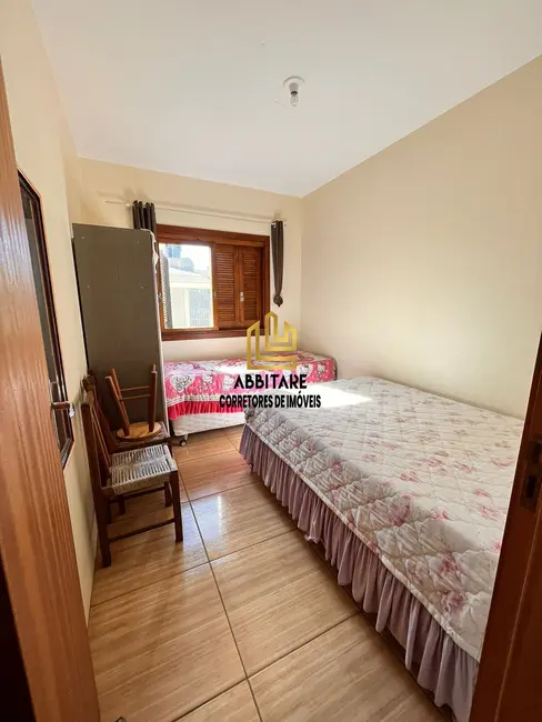 Casa com 4 quartos à venda, 85m2 em Torres - RS - imagem 7 Foto 7 de Casa com 4 quartos à venda, 85m2 em Torres - RS