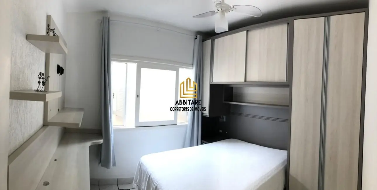 Casa com 7 quartos à venda, 300m2 em Centro, Torres - RS - imagem 8 Foto 8 de Casa com 7 quartos à venda, 300m2 em Centro, Torres - RS