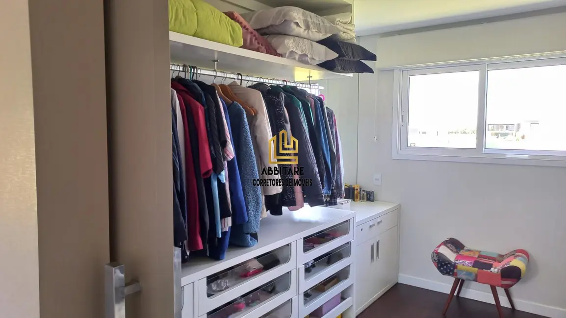 Foto 6 de Casa de Condomínio com 3 quartos à venda, 249m2 em Torres - RS