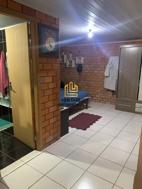 Casa com 5 quartos à venda, 150m2 em Torres - RS - imagem 7 Foto 7 de Casa com 5 quartos à venda, 150m2 em Torres - RS