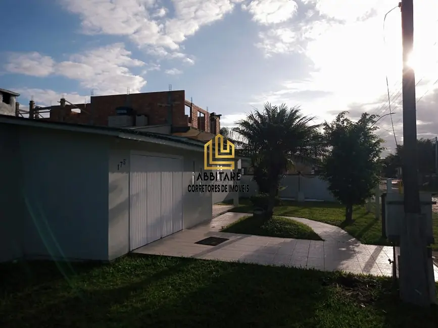 Casa com 2 quartos à venda, 89m2 em Torres - RS - imagem 1 Foto 1 de Casa com 2 quartos à venda, 89m2 em Torres - RS