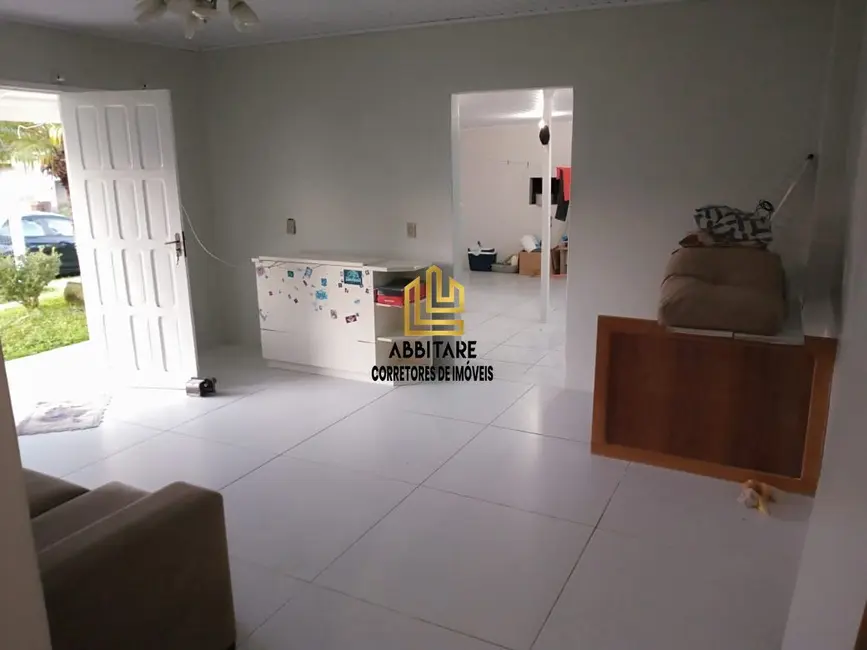 Casa com 2 quartos à venda, 89m2 em Torres - RS - imagem 2 Foto 2 de Casa com 2 quartos à venda, 89m2 em Torres - RS