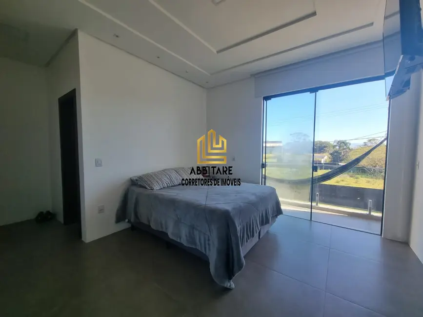 Foto 9 de Sobrado com 3 quartos à venda, 152m2 em Passo De Torres - SC