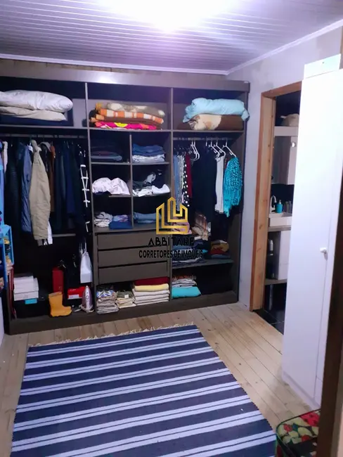 Casa com 4 quartos à venda, 200m2 em Torres - RS - imagem 9 Foto 9 de Casa com 4 quartos à venda, 200m2 em Torres - RS