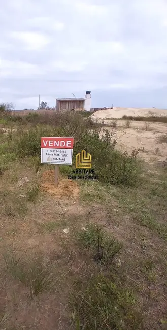 Foto 2 de Terreno / Lote à venda, 360m2 em Passo De Torres - SC