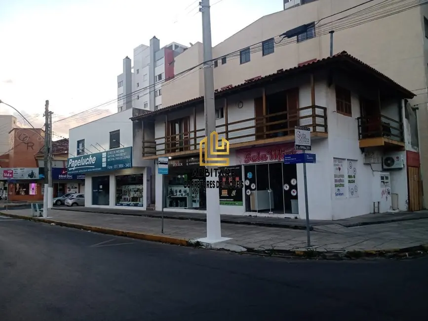 Foto 2 de Loja com 7 quartos à venda, 345m2 em Centro, Torres - RS