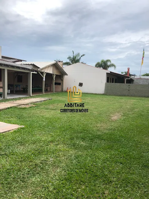 Foto 4 de Sala Comercial à venda, 2426m2 em Torres - RS