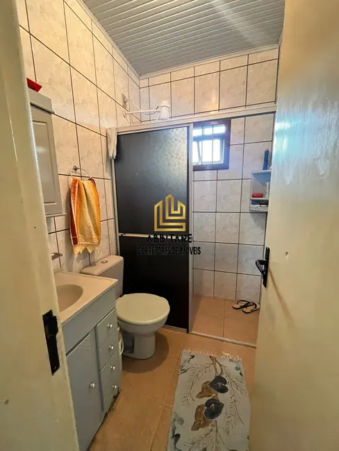 Casa com 3 quartos à venda, 95m2 em Torres - RS - imagem 5 Foto 5 de Casa com 3 quartos à venda, 95m2 em Torres - RS