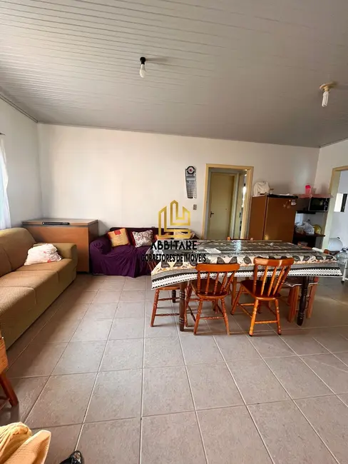 Casa com 3 quartos à venda, 95m2 em Torres - RS - imagem 4 Foto 4 de Casa com 3 quartos à venda, 95m2 em Torres - RS