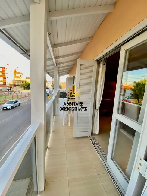 Casa com 5 quartos à venda, 231m2 em Torres - RS - imagem 9 Foto 9 de Casa com 5 quartos à venda, 231m2 em Torres - RS