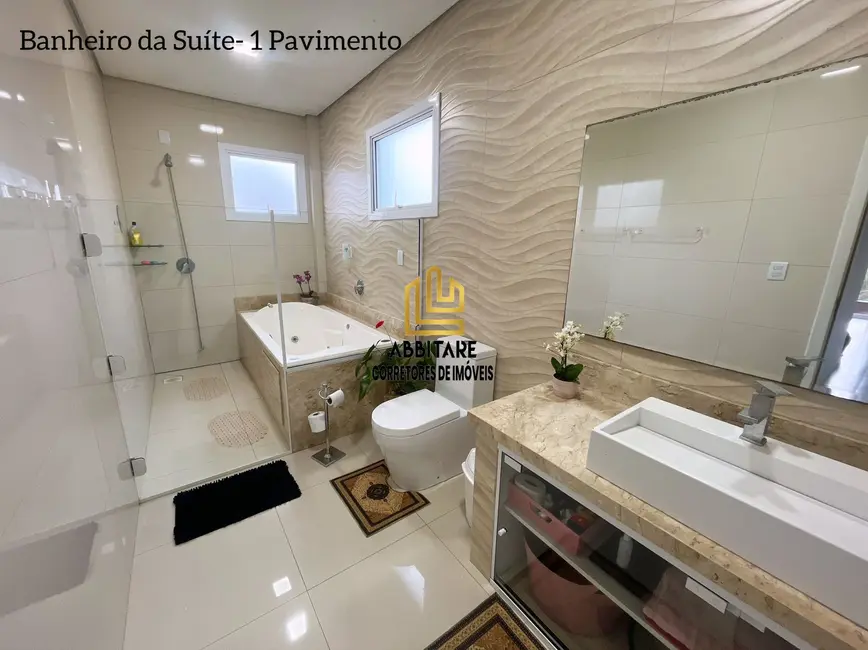 Foto 7 de Casa com 4 quartos à venda, 185m2 em Torres - RS