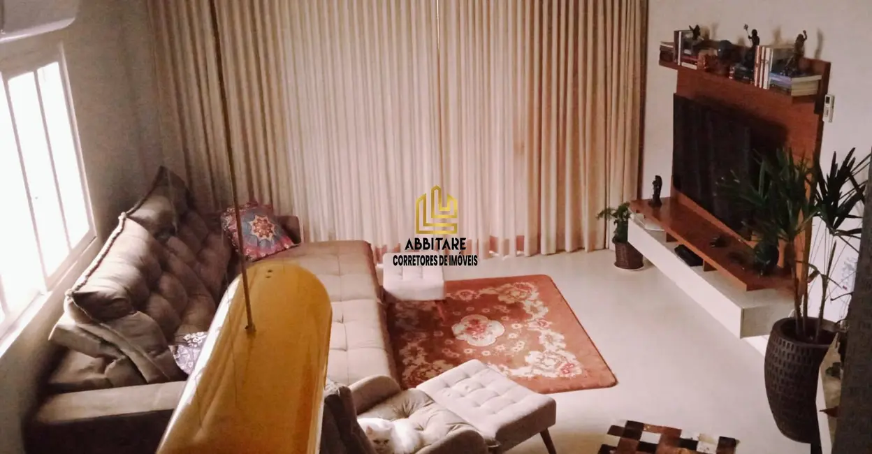 Casa com 3 quartos à venda, 170m2 em Torres - RS - imagem 2 Foto 2 de Casa com 3 quartos à venda, 170m2 em Torres - RS