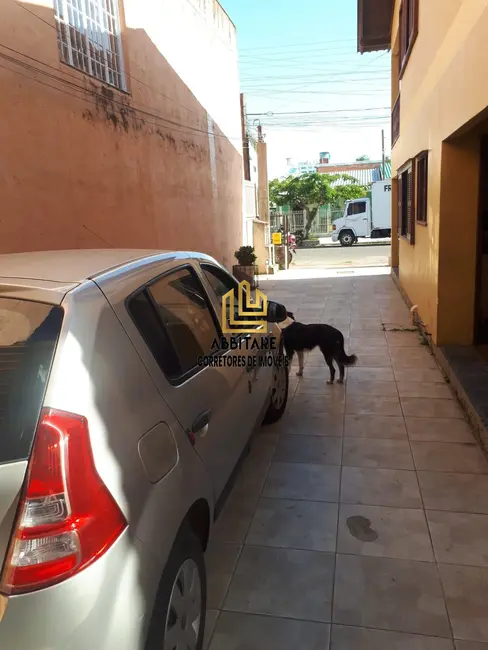 Casa com 6 quartos à venda, 74m2 em Centro, Torres - RS - imagem 4 Foto 4 de Casa com 6 quartos à venda, 74m2 em Centro, Torres - RS