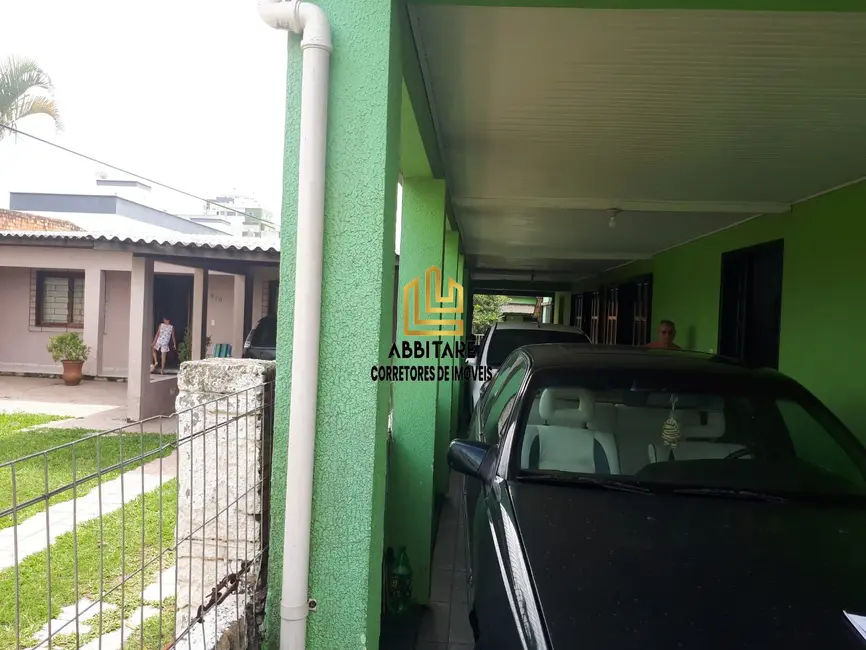 Casa com 3 quartos à venda, 389m2 em Torres - RS - imagem 4 Foto 4 de Casa com 3 quartos à venda, 389m2 em Torres - RS