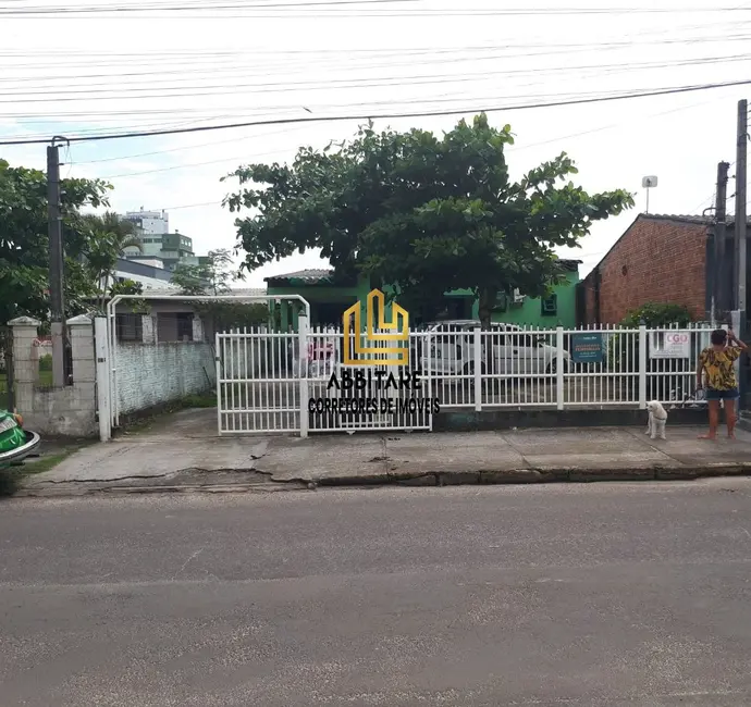 Casa com 3 quartos à venda, 389m2 em Torres - RS - imagem 1 Foto 1 de Casa com 3 quartos à venda, 389m2 em Torres - RS