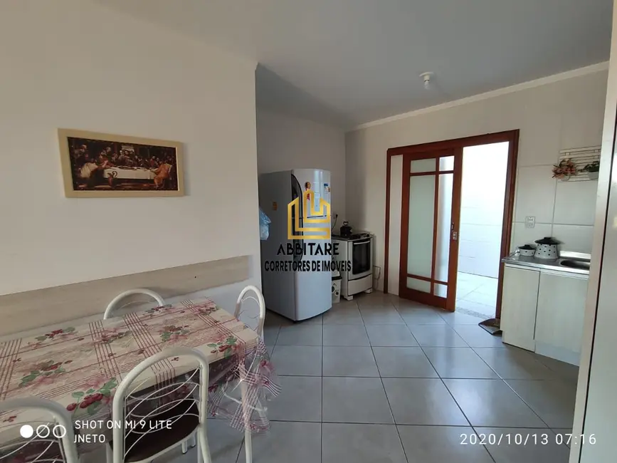 Sobrado com 2 quartos à venda, 63m2 em Torres - RS - imagem 5 Foto 5 de Sobrado com 2 quartos à venda, 63m2 em Torres - RS