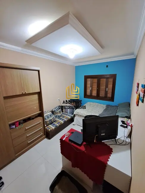 Casa com 3 quartos à venda, 219m2 em Torres - RS - imagem 6 Foto 6 de Casa com 3 quartos à venda, 219m2 em Torres - RS