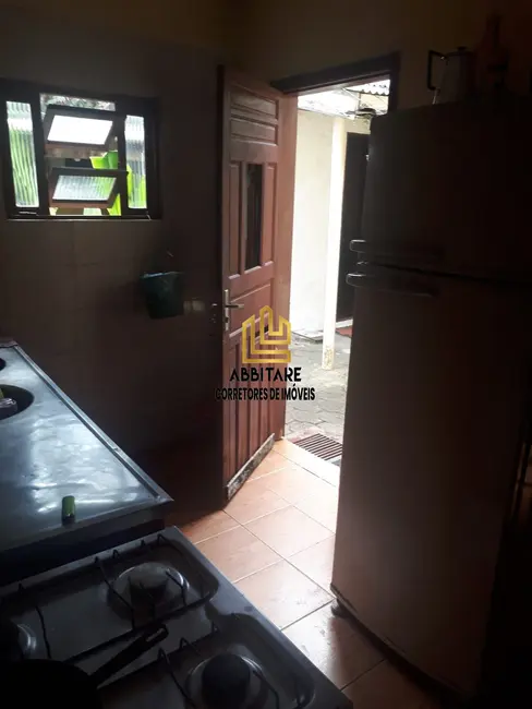 Casa com 5 quartos à venda, 124m2 em Centro, Torres - RS - imagem 8 Foto 8 de Casa com 5 quartos à venda, 124m2 em Centro, Torres - RS