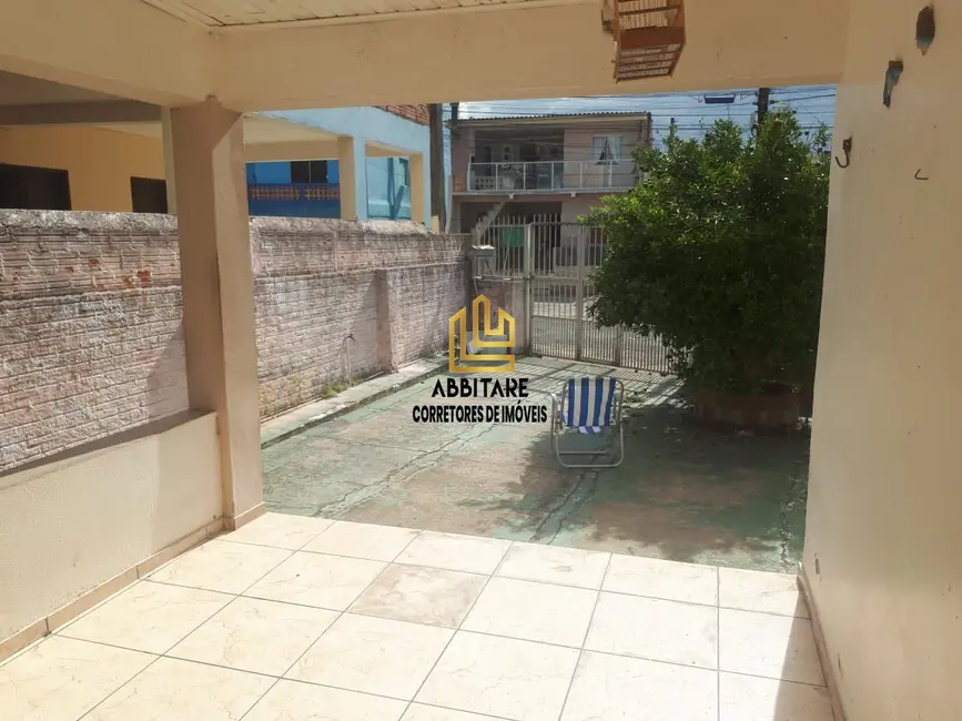 Casa com 4 quartos à venda, 155m2 em Torres - RS - imagem 3 Foto 3 de Casa com 4 quartos à venda, 155m2 em Torres - RS