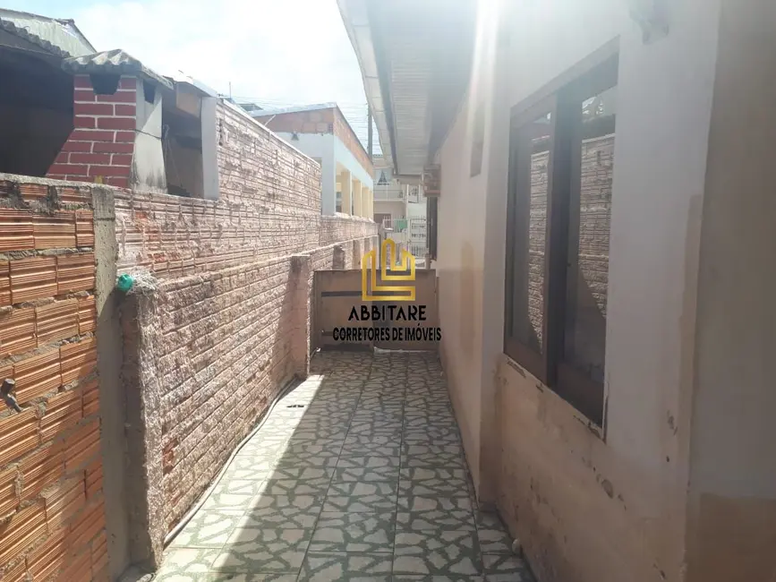 Casa com 4 quartos à venda, 155m2 em Torres - RS - imagem 8 Foto 8 de Casa com 4 quartos à venda, 155m2 em Torres - RS