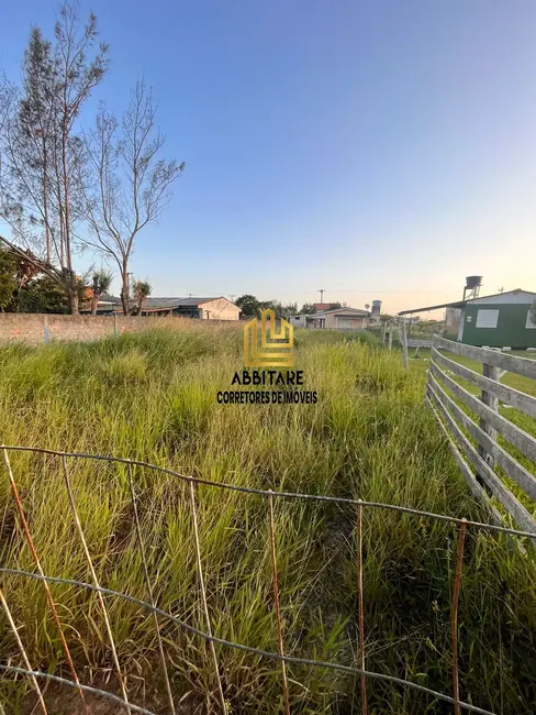 Terreno / Lote à venda, 330m2 em Torres - RS - imagem 1 Foto 1 de Terreno / Lote à venda, 330m2 em Torres - RS