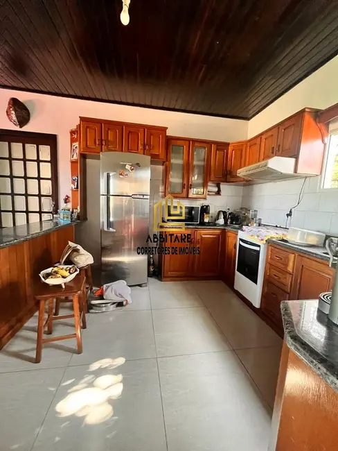 Casa com 3 quartos à venda, 189m2 em Torres - RS - imagem 3 Foto 3 de Casa com 3 quartos à venda, 189m2 em Torres - RS