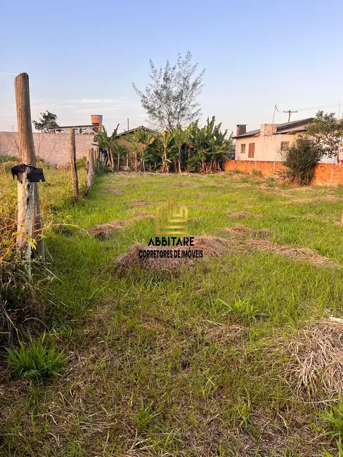 Foto 2 de Terreno / Lote à venda, 330m2 em Torres - RS