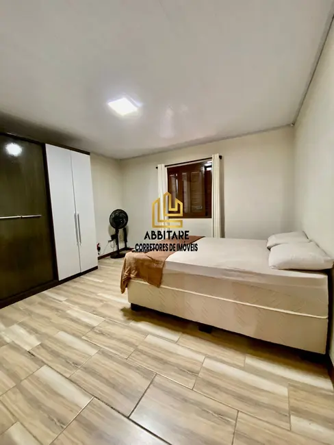 Casa com 2 quartos à venda, 69m2 em Torres - RS - imagem 4 Foto 4 de Casa com 2 quartos à venda, 69m2 em Torres - RS