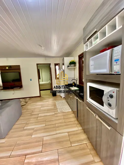 Casa com 2 quartos à venda, 69m2 em Torres - RS - imagem 3 Foto 3 de Casa com 2 quartos à venda, 69m2 em Torres - RS