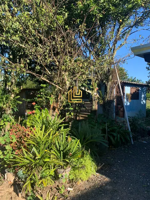 Casa com 2 quartos à venda, 60m2 em Passo De Torres - SC - imagem 6 Foto 6 de Casa com 2 quartos à venda, 60m2 em Passo De Torres - SC