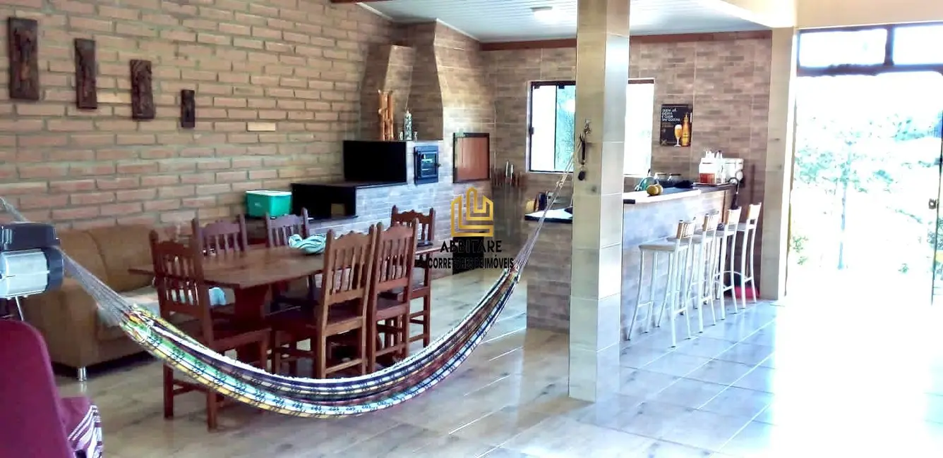 Casa com 3 quartos à venda, 140m2 em Torres - RS - imagem 4 Foto 4 de Casa com 3 quartos à venda, 140m2 em Torres - RS