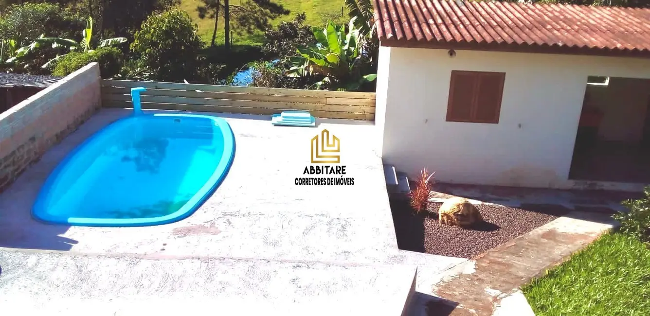 Casa com 3 quartos à venda, 140m2 em Torres - RS - imagem 5 Foto 5 de Casa com 3 quartos à venda, 140m2 em Torres - RS