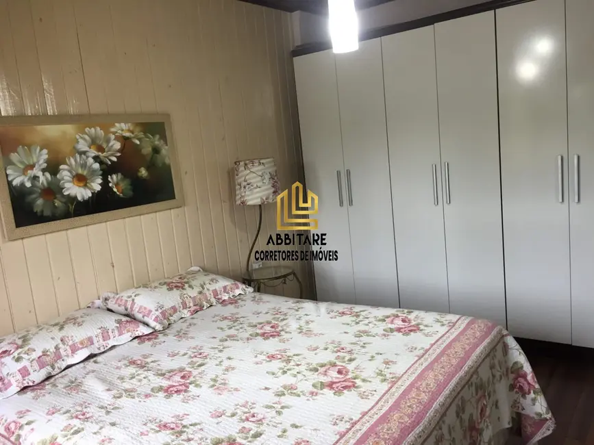 Casa com 5 quartos à venda, 150m2 em Torres - RS - imagem 5 Foto 5 de Casa com 5 quartos à venda, 150m2 em Torres - RS