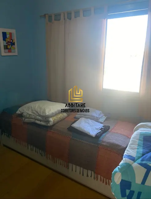 Casa com 5 quartos à venda, 220m2 em Centro, Torres - RS - imagem 5 Foto 5 de Casa com 5 quartos à venda, 220m2 em Centro, Torres - RS