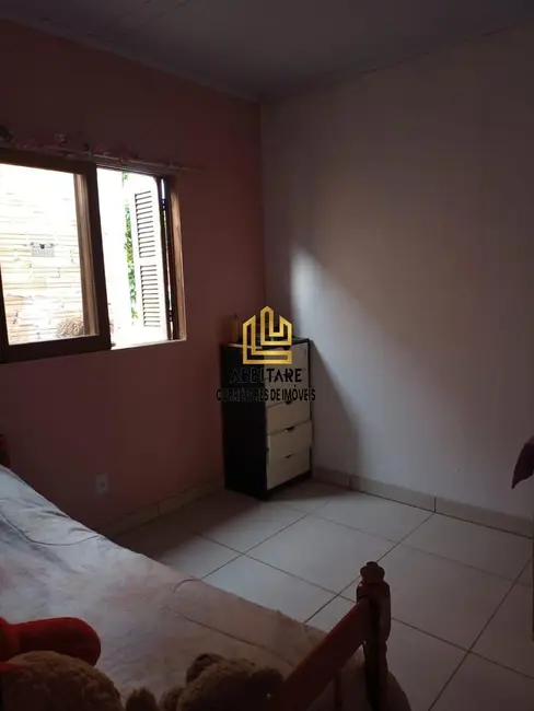 Casa com 3 quartos à venda, 220m2 em Passo De Torres - SC - imagem 9 Foto 9 de Casa com 3 quartos à venda, 220m2 em Passo De Torres - SC