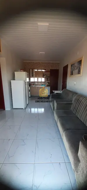 Foto 2 de Casa com 2 quartos à venda, 65m2 em Torres - RS