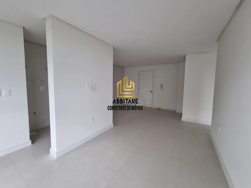 Foto 3 de Apartamento com 2 quartos à venda, 73m2 em Torres - RS