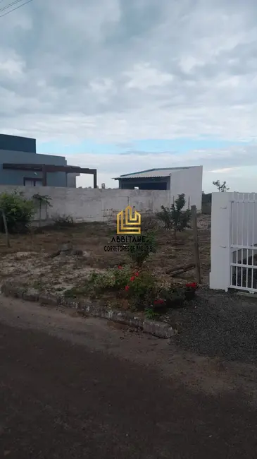 Foto 3 de Terreno / Lote à venda, 300m2 em Passo De Torres - SC