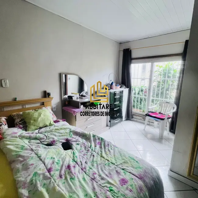 Foto 7 de Casa com 3 quartos à venda, 180m2 em Torres - RS