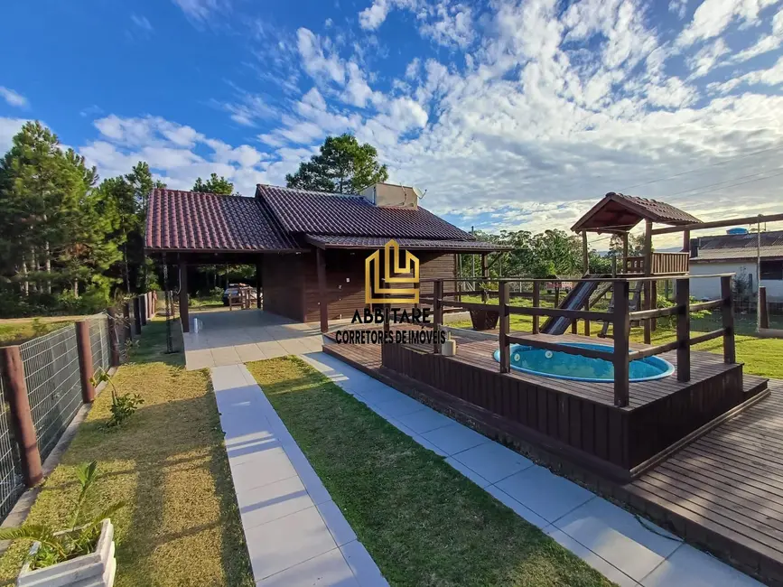 Foto 1 de Casa com 2 quartos à venda, 140m2 em Torres - RS