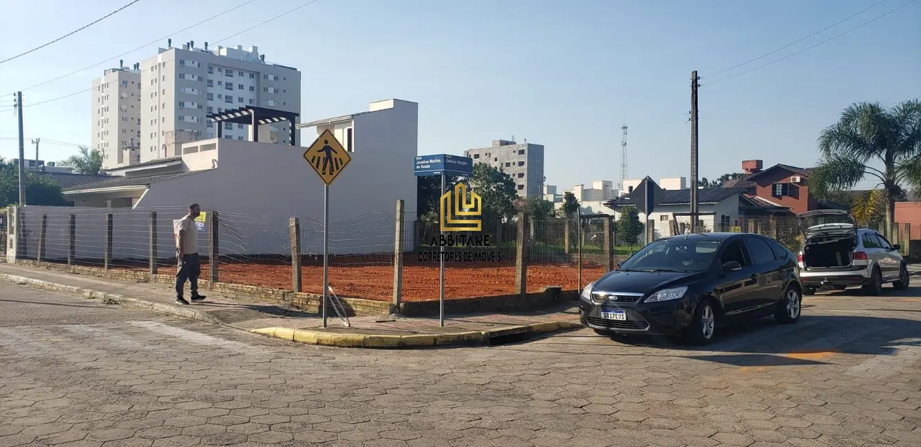 Foto 1 de Terreno / Lote à venda, 432m2 em Centro, Passo De Torres - SC