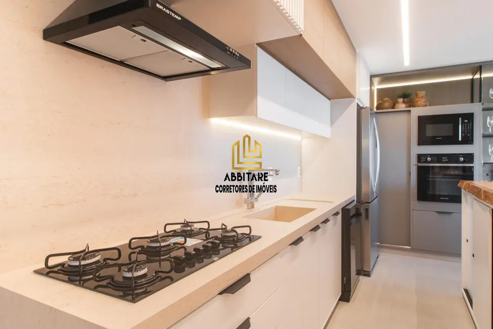 Apartamento com 3 quartos à venda, 135m2 em Centro, Torres - RS - imagem 3 Foto 3 de Apartamento com 3 quartos à venda, 135m2 em Centro, Torres - RS