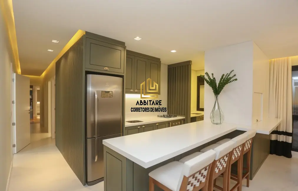 Apartamento com 3 quartos à venda, 110m2 em Centro, Torres - RS - imagem 3 Foto 3 de Apartamento com 3 quartos à venda, 110m2 em Centro, Torres - RS