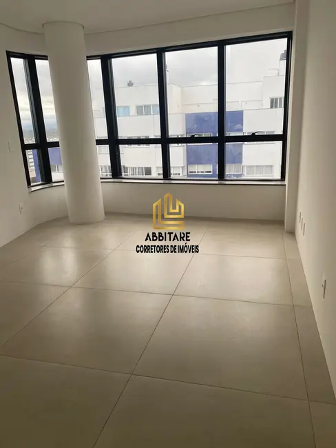 Apartamento com 2 quartos à venda, 80m2 em Centro, Torres - RS - imagem 6 Foto 6 de Apartamento com 2 quartos à venda, 80m2 em Centro, Torres - RS