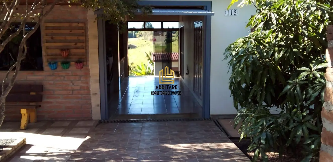 Casa com 3 quartos à venda, 97m2 em Torres - RS - imagem 4 Foto 4 de Casa com 3 quartos à venda, 97m2 em Torres - RS