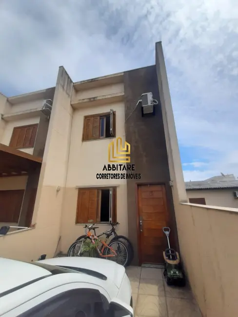 Sobrado com 2 quartos à venda, 80m2 em Torres - RS - imagem 3 Foto 3 de Sobrado com 2 quartos à venda, 80m2 em Torres - RS