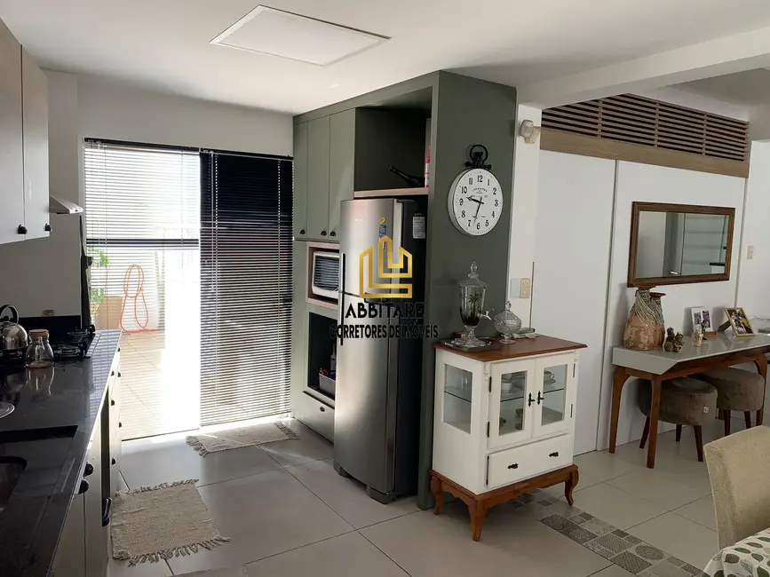 Foto 6 de Casa com 3 quartos à venda, 218m2 em Torres - RS