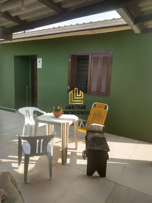 Foto 8 de Casa com 2 quartos à venda, 70m2 em Torres - RS