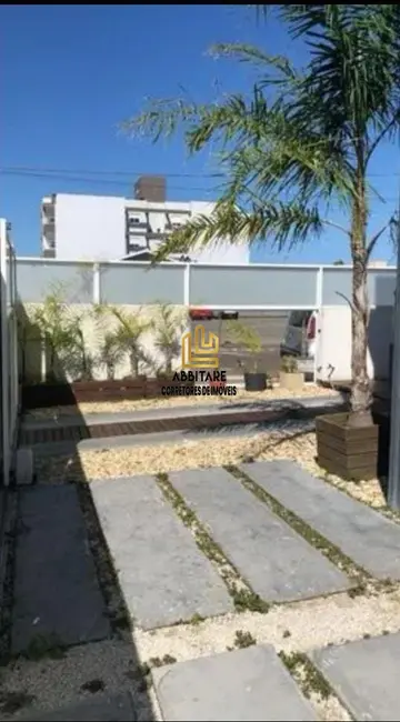 Foto 1 de Casa com 2 quartos à venda, 85m2 em Centro, Passo De Torres - SC